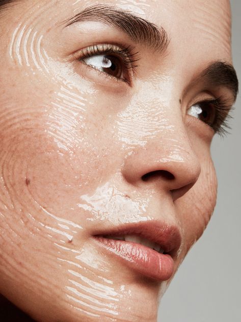 Cream texture rich in ceramides and hyaluronic acid by SuperYou