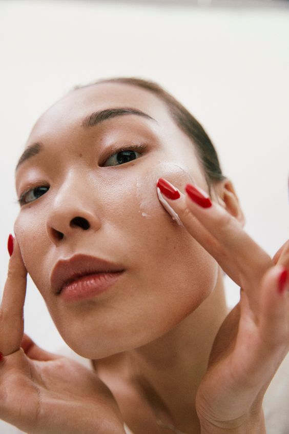 Healthy glowing skin with natural radiance and hydrated complexion.