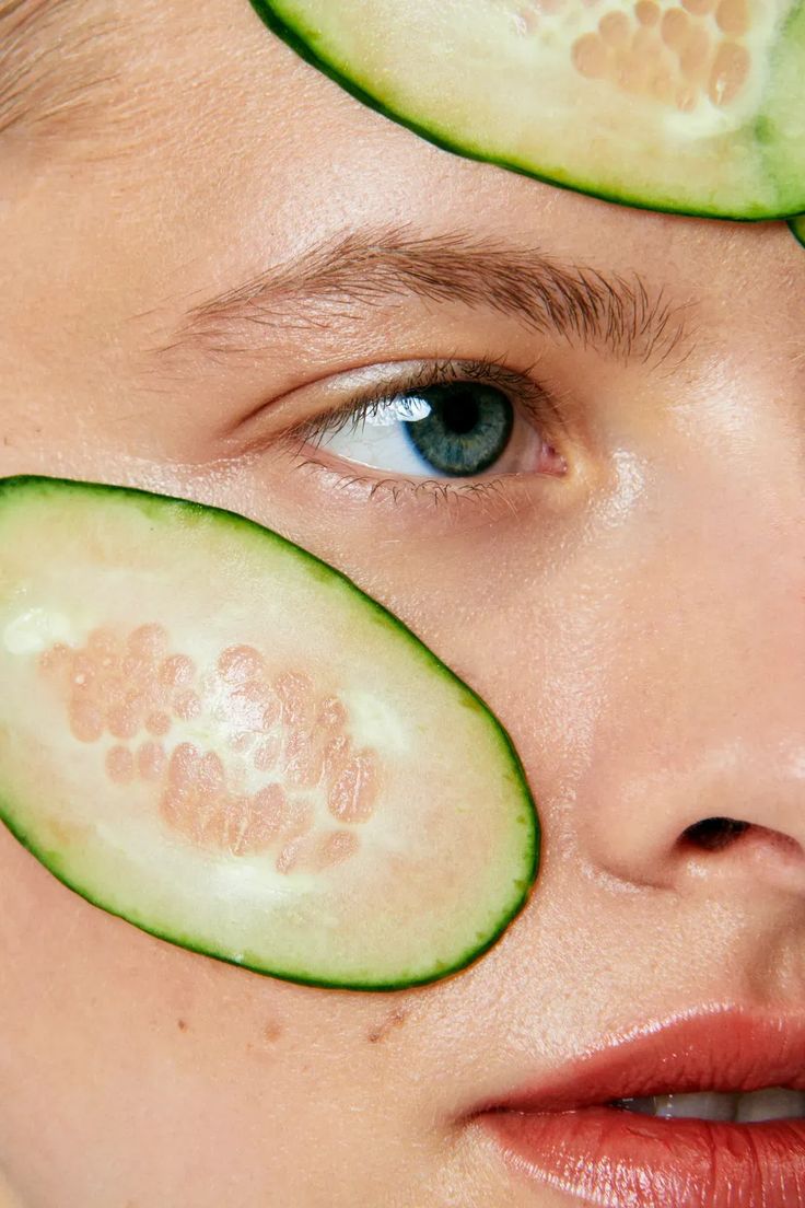 Come eliminare le occhiaie con il cetriolo: i benefici ed i consigli da seguire - SuperYou Skin