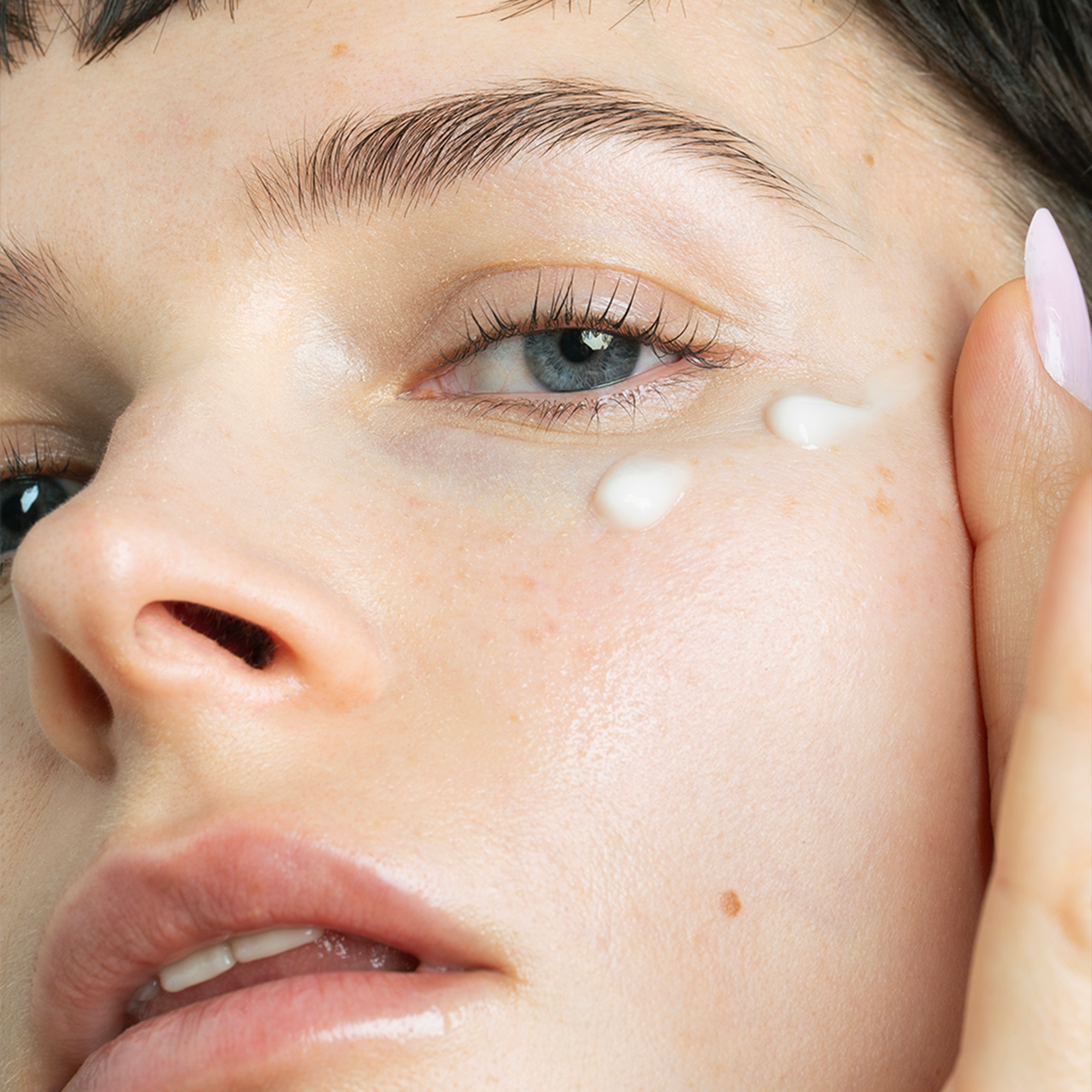 Eye Renewal Serum